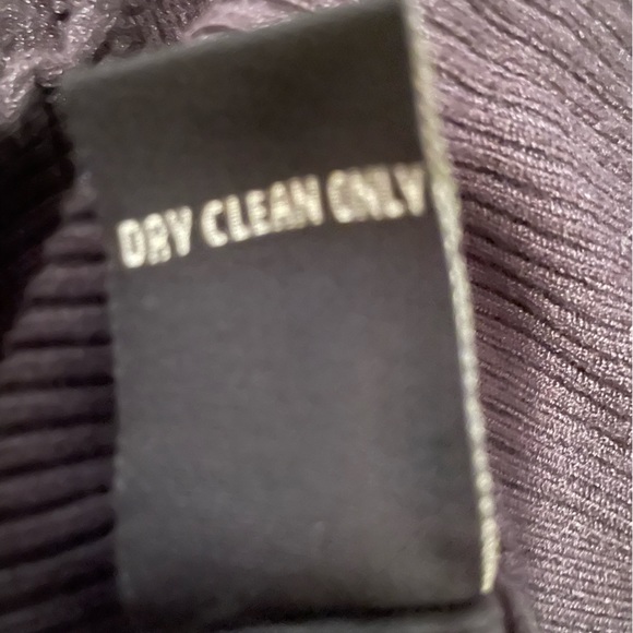 Embroidered Sweater - Picture 4 of 9